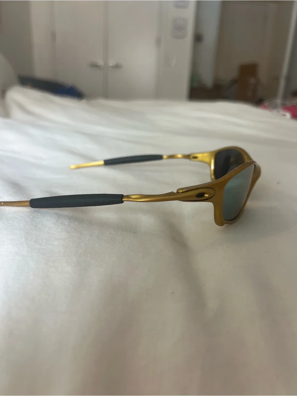 SKYDWELLER POLARIZED TITANIUM SUNGLASSES